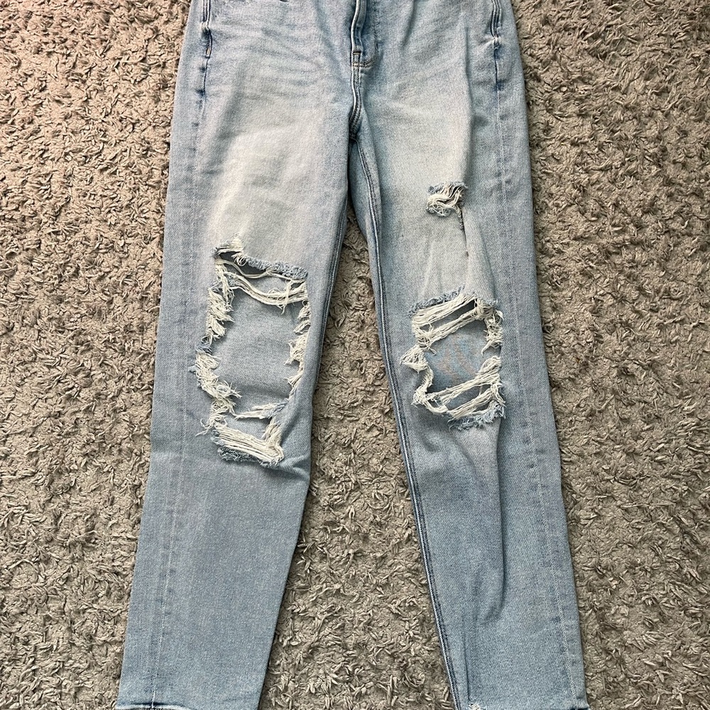 American Eagle ripped mom jeans